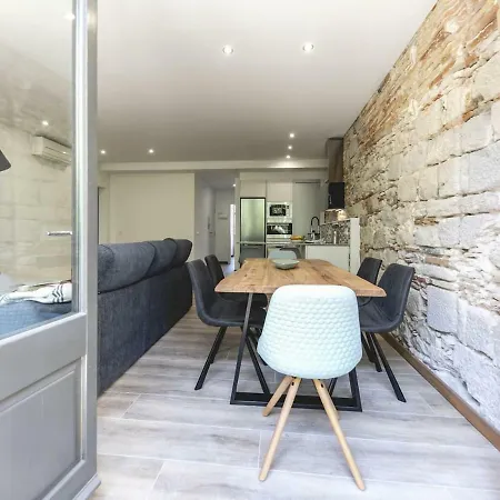 Bravissimo Rambla Eiffel Bridge 2 Apartment