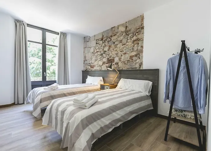 Bravissimo Rambla Eiffel Bridge 2