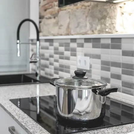 Bravissimo Rambla Eiffel Bridge 2 *