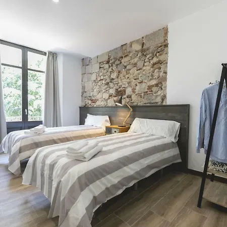 Bravissimo Rambla Eiffel Bridge 2