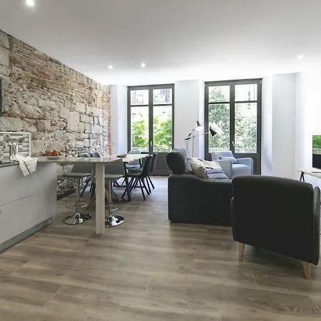 Appartement Bravissimo Rambla Eiffel Bridge 2 *