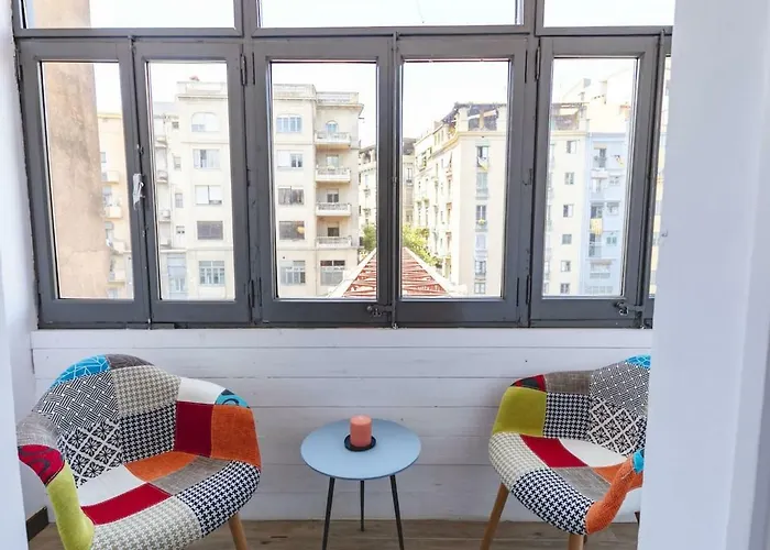 Bravissimo Rambla Eiffel Bridge 2 *