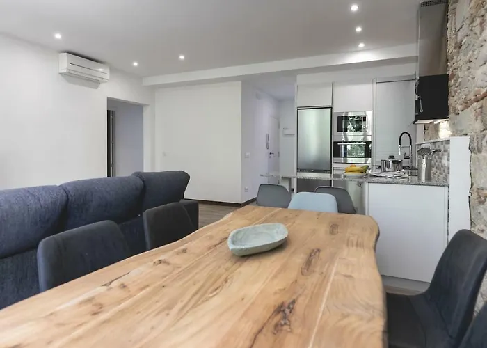 Bravissimo Rambla Eiffel Bridge 2 *