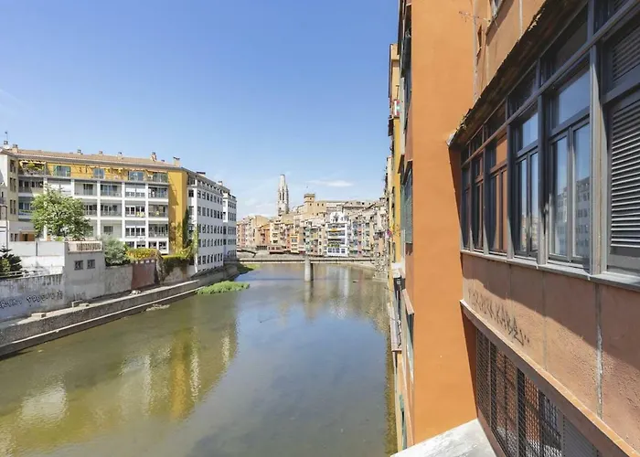 Bravissimo Rambla Eiffel Bridge 2