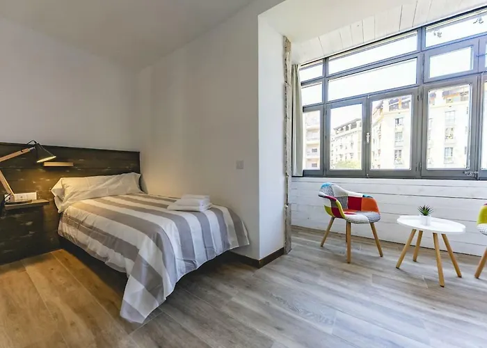 Апартаменты Bravissimo Rambla Eiffel Bridge 2 *