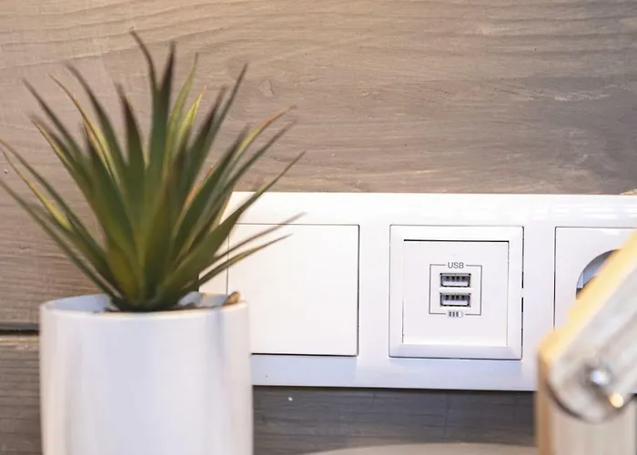 Апартаменты Bravissimo Rambla Eiffel Bridge 2