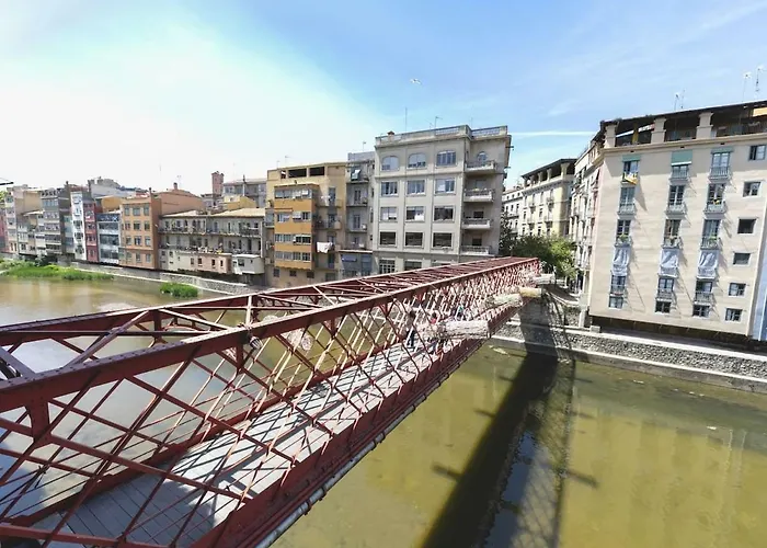 Bravissimo Rambla Eiffel Bridge 2 Апартаменты Жирона